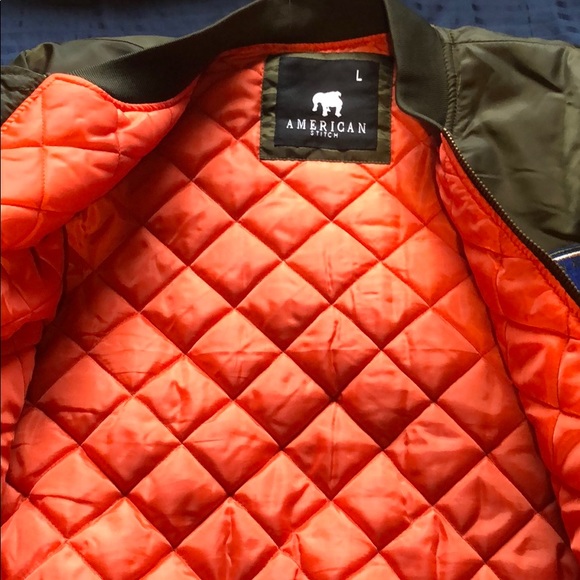 A nice jacket - Picture 2 of 3